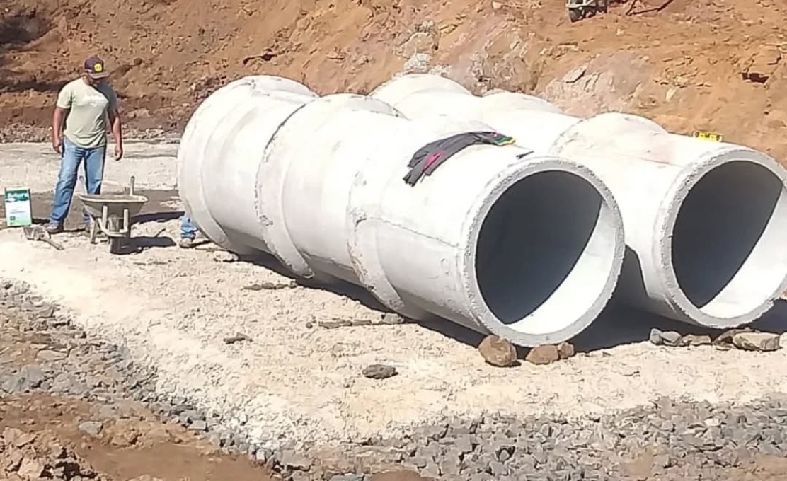 Reconstrução total da ponte sobre o Ribeirão Capão do Alto – Estrada Municipal Frederico Rose