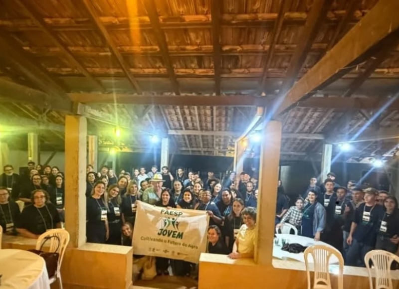 Encontro com jovens reúne Sebrae Aqui, Banco do Povo e FAESP Jovem em Santa Rosa de Viterbo
