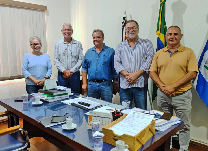 Prefeito Omar Nagib recebe assessor do Deputado Federal Carlos Sampaio
