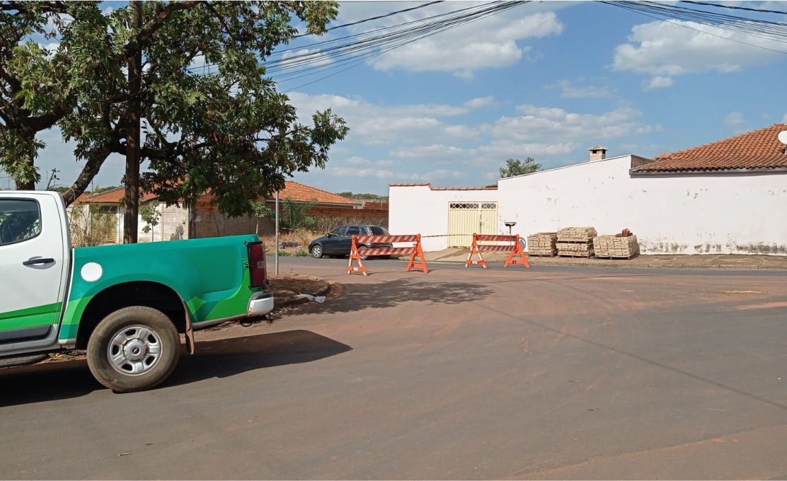 Atualização sobre a interdição da obra de pavimentação asfáltica na SRV 200 (Estrada de Nhumirim)