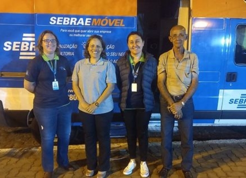 Unidade itinerante do SEBRAE atendeu empreendedores em Santa Rosa