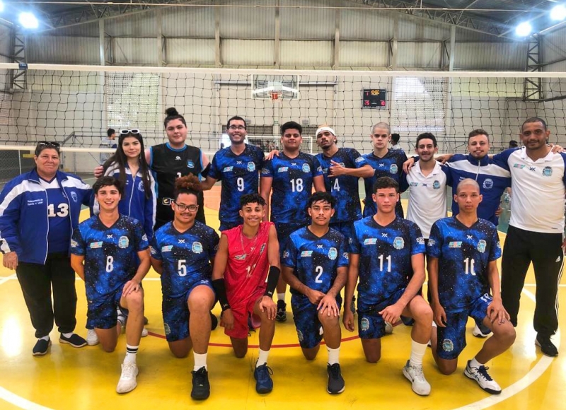 Equipe masculina de Vôlei de Quadra tenta classificação para a próxima fase dos  Jogos Regionais