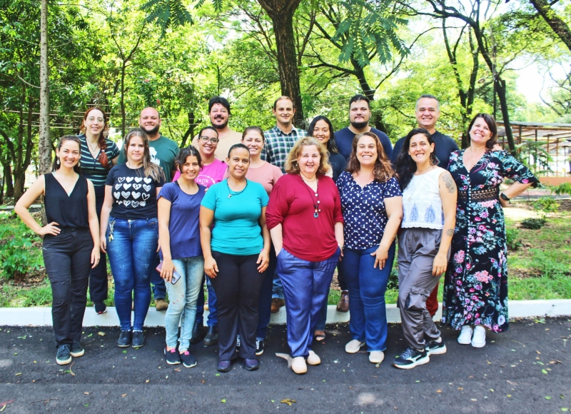 Profissionais do Instituto Nova Era se reúnem pela primeira vez e dão início dos trabalhos no projeto de Educ. Ambiental