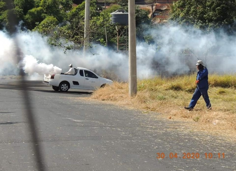 PREFEITURA INICIA NEBULIZAÇÃO CONTRA A DENGUE