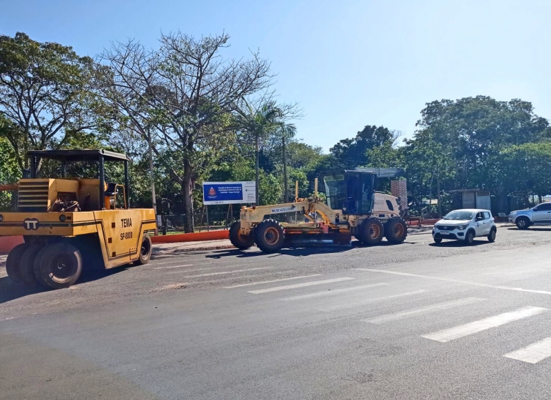 Vias do Bosque Municipal começam a ser recapeadas