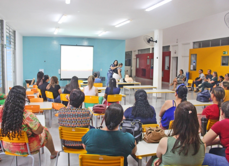 Departamento Municipal de Educação promove capacitação em Primeiros Socorros para profissionais dos CEMEIs