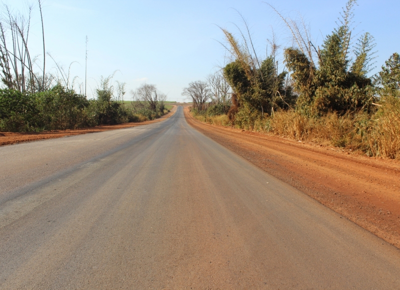 Obras da estrada SRV-057 avançam e primeiro trecho entra em fase final