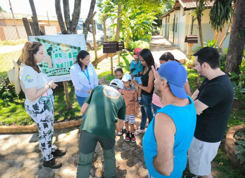 Moradores do Conjunto Habitacional Padre Donizetti participam de visita educativa à Escola de Educação Ambiental de Nhum