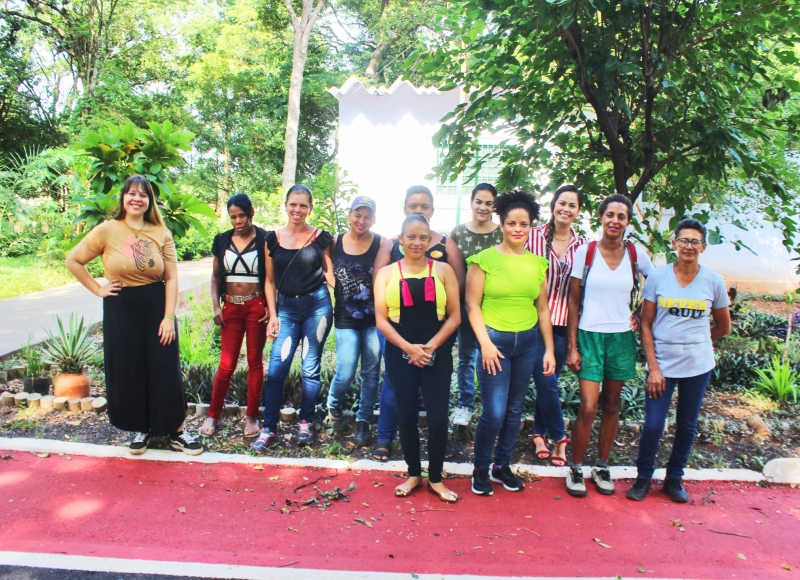 Bolsistas do “Programa de Frente para o Trabalho – Qualificação Profissional e Cidadania” recebem capacitação em Jardina