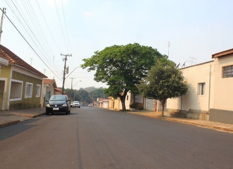 Conheça mais sobre a história de Santa Rosa de Viterbo:  No meio do caminho tinha uma pousada